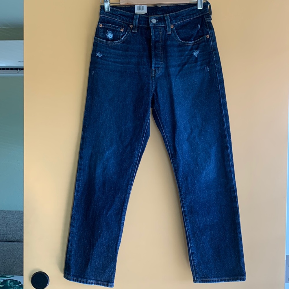 Dark & Distressed Levi's 501 27x26